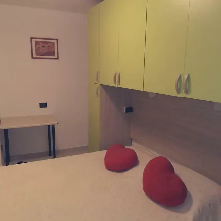 Tra Gli Angeli In Citta, Indipendente Con Giardino E Terrazzo Fino 5 Persone شقة