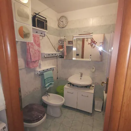 Tra Gli Angeli In Citta, Indipendente Con Giardino E Terrazzo Fino 5 Persone Apartmán *
