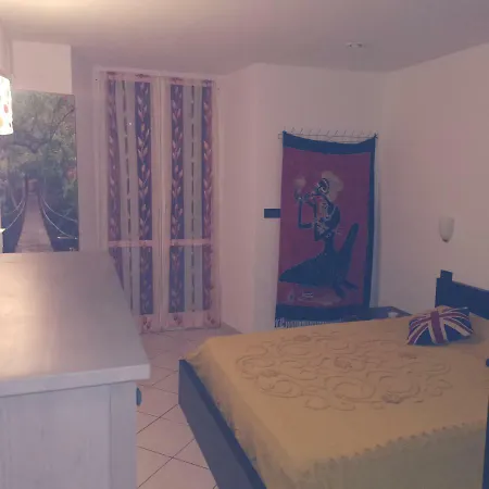 Tra Gli Angeli In Citta, Indipendente Con Giardino E Terrazzo Fino 5 Persone * جنوة